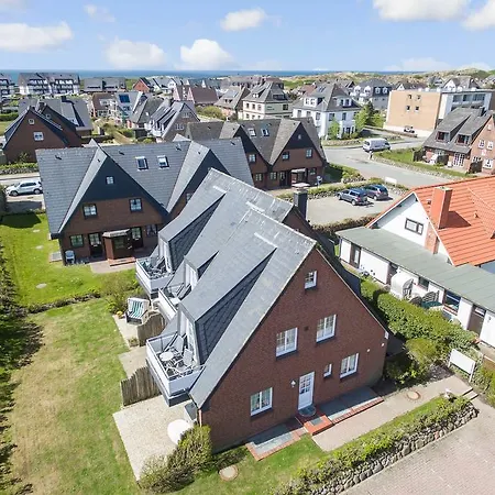 Apartment Mittelweg App Five *